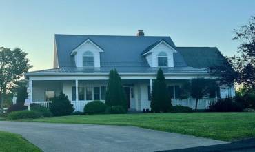 121 Belleshire Dr, Butler, PA 16001, 4 Bedrooms Bedrooms, ,3.1 BathroomsBathrooms,Lease,For Sale,Belleshire Dr,1654069