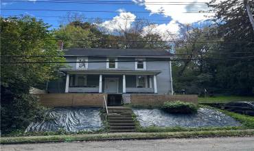 422 Zeigler Ave, Butler, PA 16001, ,Multi-unit,For Sale,Zeigler Ave,1676593