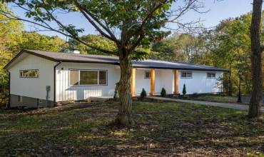 1038 Temple Rd, Monaca, PA 15061, 3 Bedrooms Bedrooms, 6 Rooms Rooms,2.1 BathroomsBathrooms,Residential,For Sale,Temple Rd,1677125