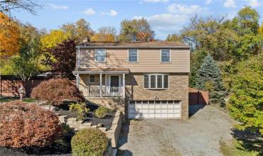 3414 Fawn Valley Ln, Finleyville, PA 15332, 4 Bedrooms Bedrooms, ,2.1 BathroomsBathrooms,Residential,For Sale,Fawn Valley Ln,1677264