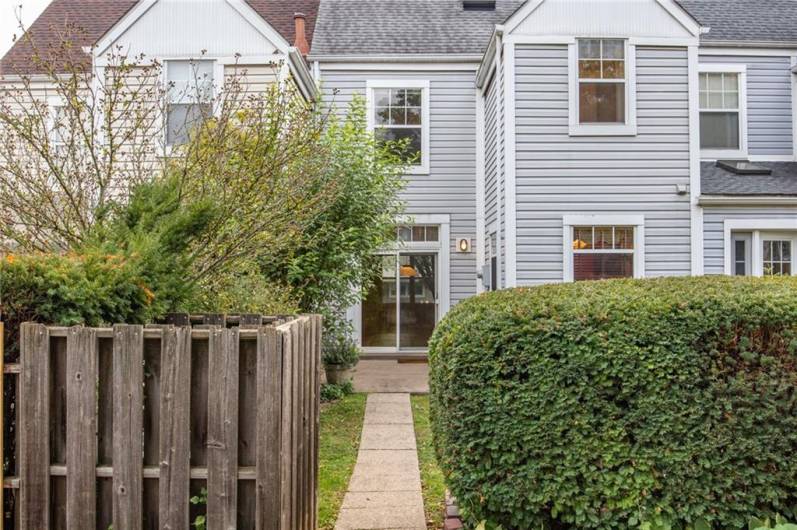 120 13th Street, Pittsburgh, PA 15203, 3 Bedrooms Bedrooms, 8 Rooms Rooms,1.1 BathroomsBathrooms,Residential,For Sale,13th Street,1677316