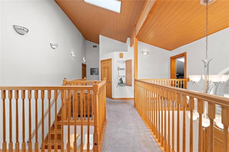 827 Galey Blvd, Beaver, PA 15009, 5 Bedrooms Bedrooms, ,5.1 BathroomsBathrooms,Residential,For Sale,Galey Blvd,1677503