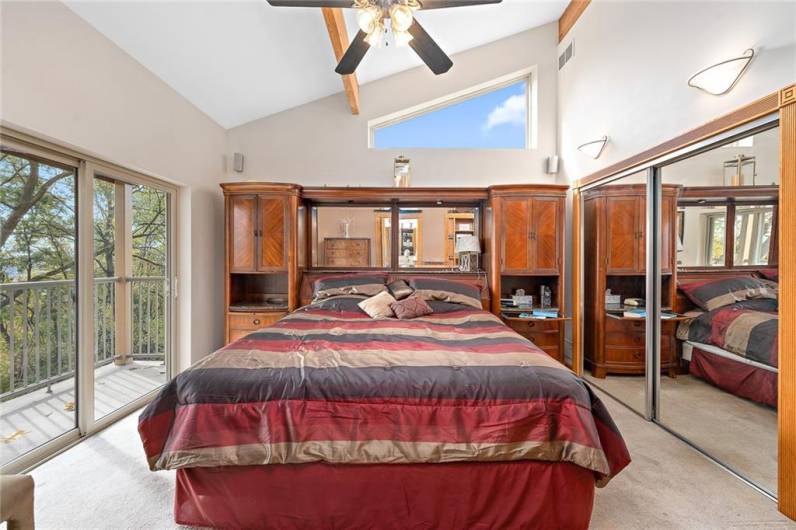 827 Galey Blvd, Beaver, PA 15009, 5 Bedrooms Bedrooms, ,5.1 BathroomsBathrooms,Residential,For Sale,Galey Blvd,1677503