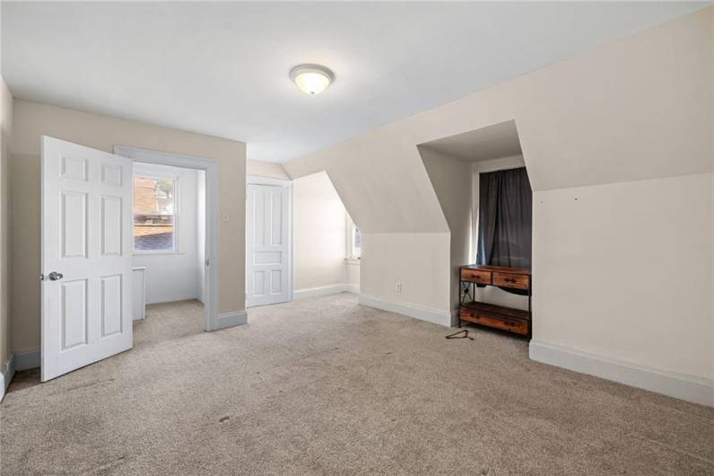 53 Harwood Street, Mount Washington, PA 15211, 4 Bedrooms Bedrooms, ,1.1 BathroomsBathrooms,Residential,For Sale,Harwood Street,0,1677747