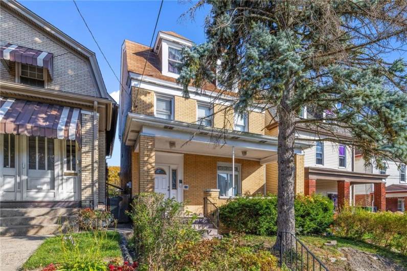 53 Harwood Street, Mount Washington, PA 15211, 4 Bedrooms Bedrooms, ,1.1 BathroomsBathrooms,Residential,For Sale,Harwood Street,0,1677747