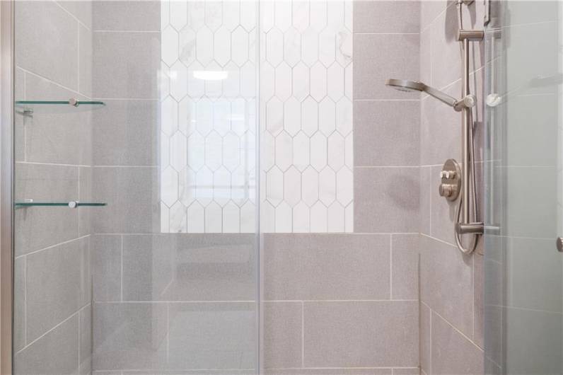 350 Oliver Ave, Pittsburgh, PA 15222, 2 Bedrooms Bedrooms, 6 Rooms Rooms,2 BathroomsBathrooms,Residential,For Sale,Oliver Ave,1677752