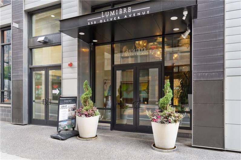 350 Oliver Ave, Pittsburgh, PA 15222, 2 Bedrooms Bedrooms, 6 Rooms Rooms,2 BathroomsBathrooms,Residential,For Sale,Oliver Ave,1677752