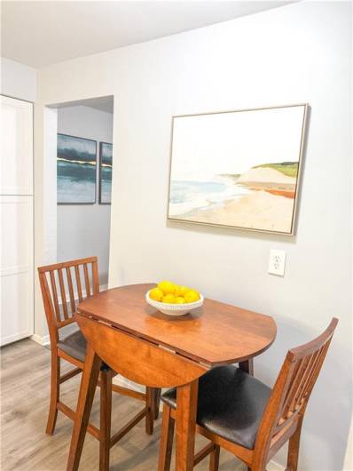 722 Mercer Street, Pittsburgh, PA 15219, 3 Bedrooms Bedrooms, 6 Rooms Rooms,1.1 BathroomsBathrooms,Residential,For Sale,Mercer Street,0,1677910