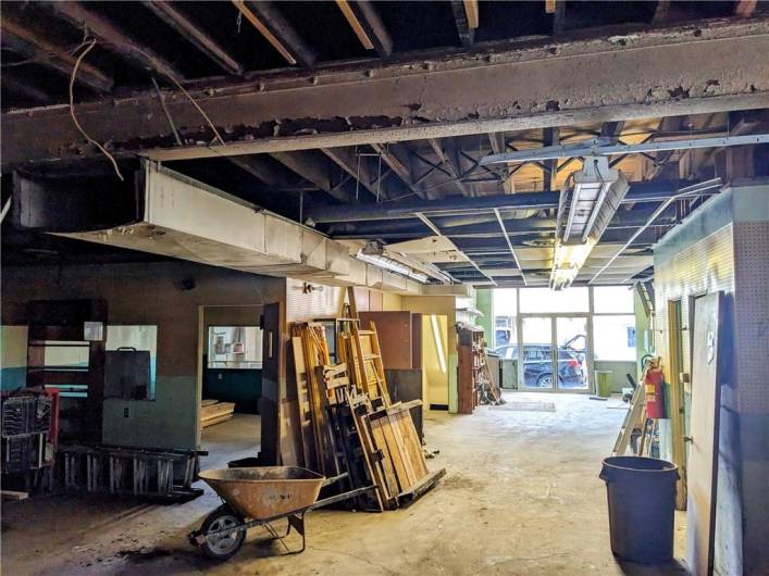 324 6th St, McKeesport, PA 15132, ,Commercial-industrial-business,For Sale,6th St,1677949