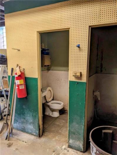 324 6th St, McKeesport, PA 15132, ,Commercial-industrial-business,For Sale,6th St,1677949