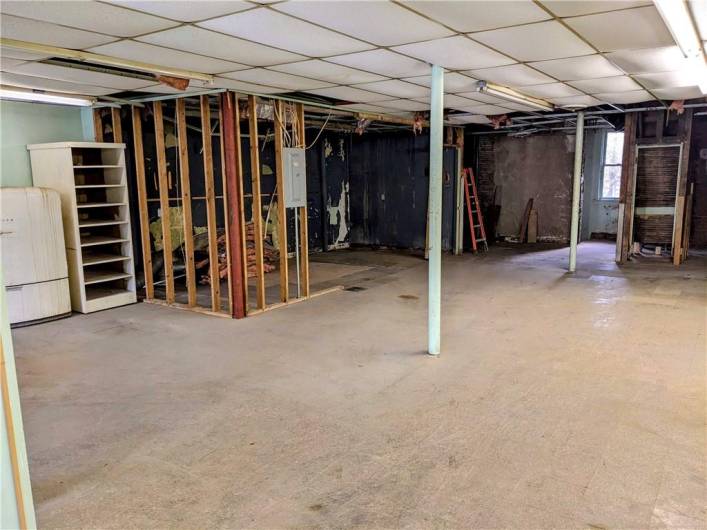 324 6th St, McKeesport, PA 15132, ,Commercial-industrial-business,For Sale,6th St,1677949