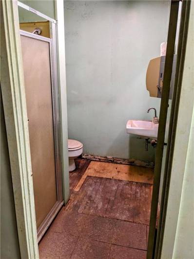 324 6th St, McKeesport, PA 15132, ,Commercial-industrial-business,For Sale,6th St,1677949