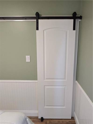 Barn Door Sliders/Bedroom Closets