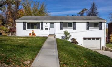 116 Westminster Dr, Verona, PA 15147, 3 Bedrooms Bedrooms, ,1.2 BathroomsBathrooms,Residential,For Sale,Westminster Dr,1678349