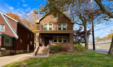 100 Race St, Pittsburgh, PA 15218, 4 Bedrooms Bedrooms, ,1 BathroomBathrooms,Residential,For Sale,Race St,1678355