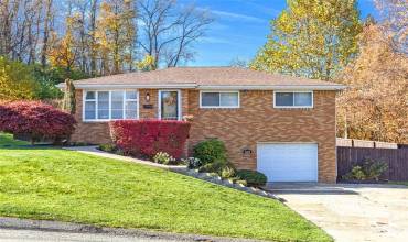 1120 Alberta Dr, North Huntingdon, PA 15642, 3 Bedrooms Bedrooms, 10 Rooms Rooms,2 BathroomsBathrooms,Residential,For Sale,Alberta Dr,1678356