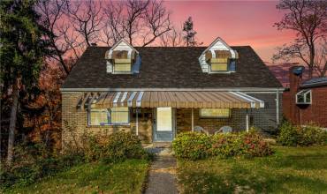 621 Northcrest Dr, Pittsburgh, PA 15226, 2 Bedrooms Bedrooms, 6 Rooms Rooms,1 BathroomBathrooms,Residential,For Sale,Northcrest Dr,1678385