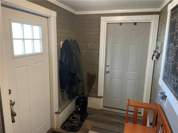 ACCESS TO THE GARAGE, KITCHEN AND OUTSIDE