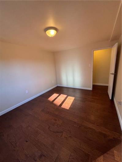 4625 Fifth Ave, Pittsburgh, PA 15213, 2 Bedrooms Bedrooms, 6 Rooms Rooms,1 BathroomBathrooms,Residential,For Sale,Fifth Ave,1678675