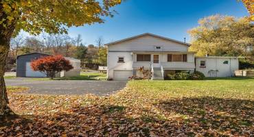 1694 Dime Rd, Vandergrift, PA 15690, 3 Bedrooms Bedrooms, 6 Rooms Rooms,1.1 BathroomsBathrooms,Residential,For Sale,Dime Rd,1678795