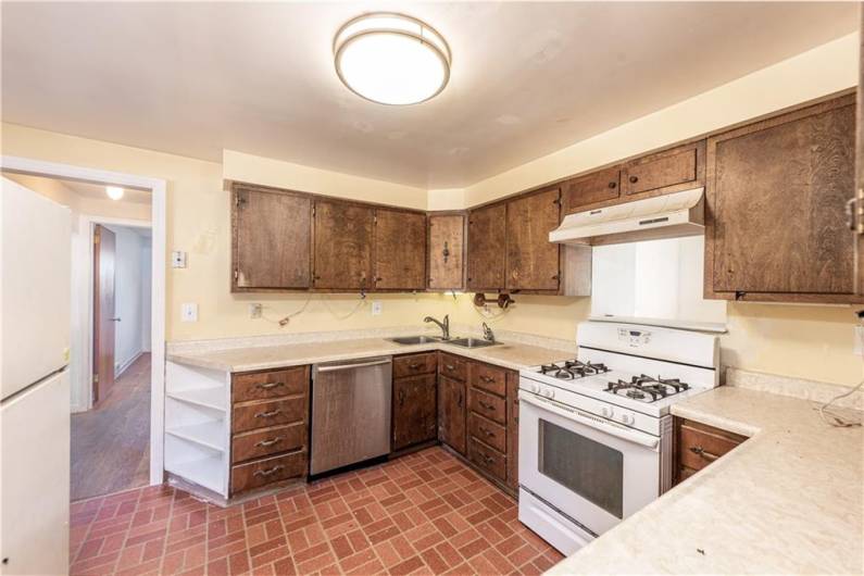 The kitchen is central to the house, easy to access!