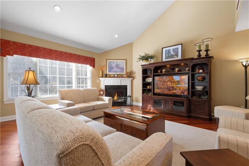 A spacious open area to accommodate all of your furniture.