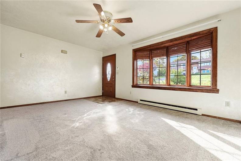 Living Room with brand new carpet installed at the beginning of November.