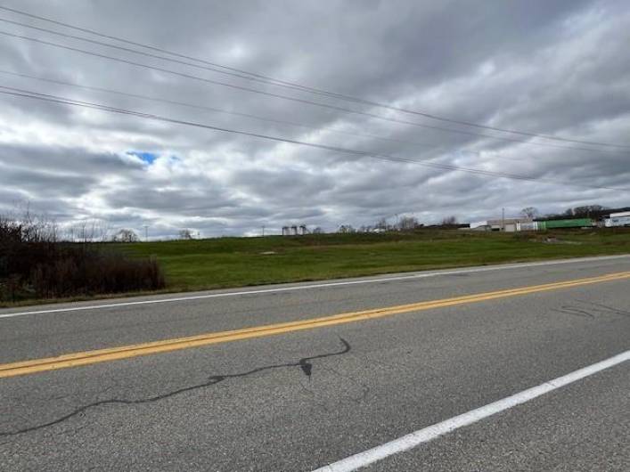 Frontage and rolling terrain on Perry Hwy.