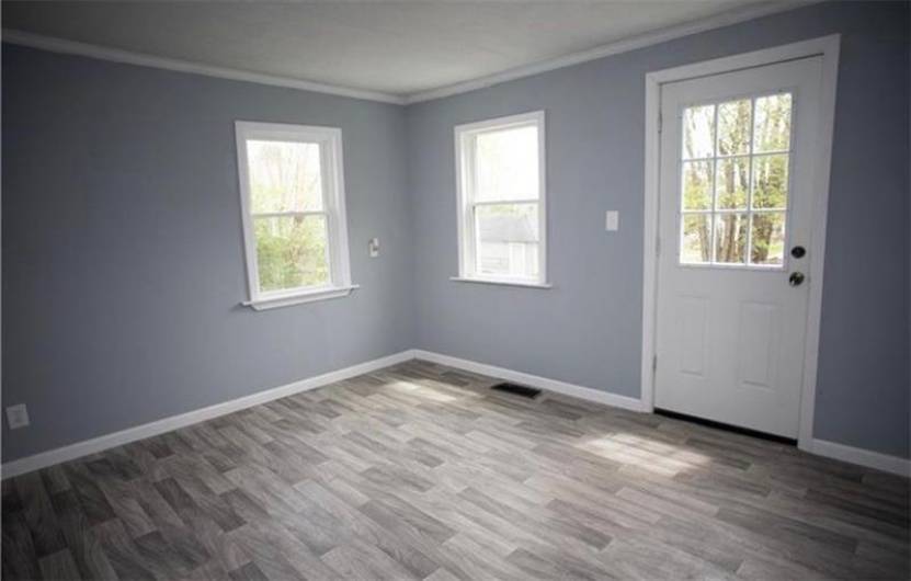 Back door entry-  bedroom, office, playroom-  ample opportunity!