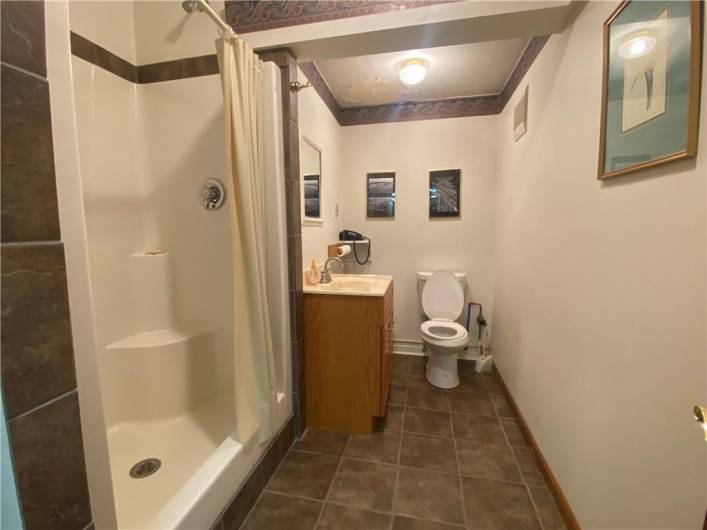 Full bathroom