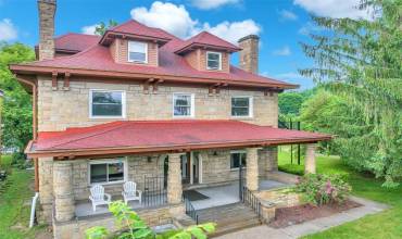 2230 Brownsville Rd, Pittsburgh, PA 15210, 8 Bedrooms Bedrooms, 14 Rooms Rooms,3.1 BathroomsBathrooms,Residential,For Sale,Brownsville Rd,1657561