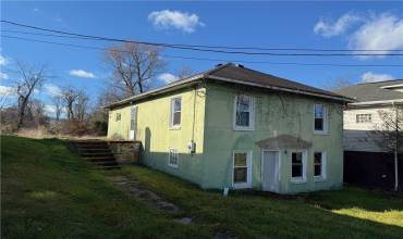 1063 MAIN ST, Republic, PA 15461, 3 Bedrooms Bedrooms, ,1 BathroomBathrooms,Residential,For Sale,MAIN ST,1679861