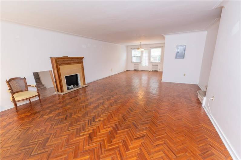 looking toward dining room and front entrance