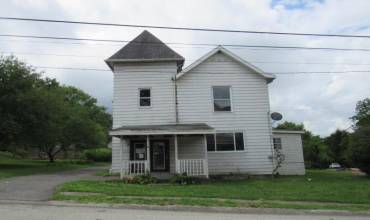 110 Main Street, Mt. Morris, PA 15349, 3 Bedrooms Bedrooms, 7 Rooms Rooms,2 BathroomsBathrooms,Residential,For Sale,Main Street,1667418