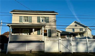 217 Vernon Dr, West Newton, PA 15089, 2 Bedrooms Bedrooms, 6 Rooms Rooms,1.1 BathroomsBathrooms,Residential,For Sale,Vernon Dr,1677889