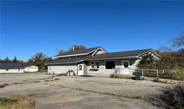 359 Mercer Rd, Greenville, PA 16125, ,Commercial-industrial-business,For Sale,Mercer Rd,1680378