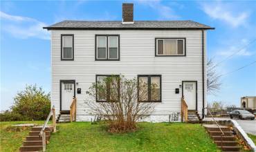 700 19th Ave, Homestead, PA 15120, 2 Bedrooms Bedrooms, ,1 BathroomBathrooms,Residential,For Sale,19th Ave,1680428