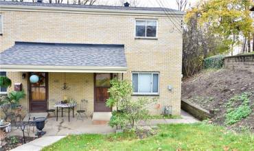 311 6th Avenue, Carnegie, PA 15106, 2 Bedrooms Bedrooms, ,1 BathroomBathrooms,Lease,For Sale,6th Avenue,1680591