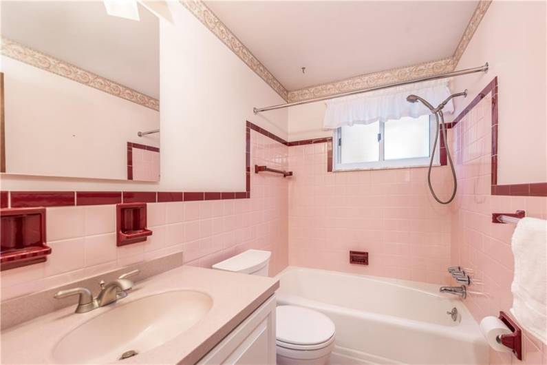 The full bathroom is located on the third level.  Full tub/shower combo in impeccable condition.