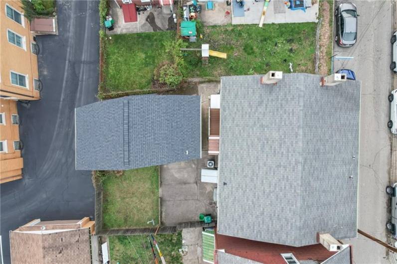 View of the roof and greenspace