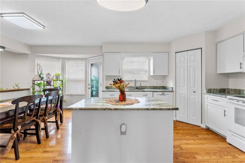 Eat in Kitchen with 2nd Bay Window