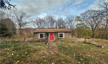 321 Morningside Road, Jeannette, PA 15644, 1 Bedroom Bedrooms, ,1 BathroomBathrooms,Residential,For Sale,Morningside Road,1681178