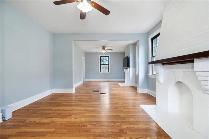 Open concept Living to Dining room