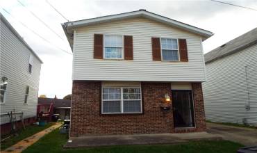 221 Lincoln, Washington, PA 15301, 3 Bedrooms Bedrooms, ,1.1 BathroomsBathrooms,Lease,For Sale,Lincoln,1681327