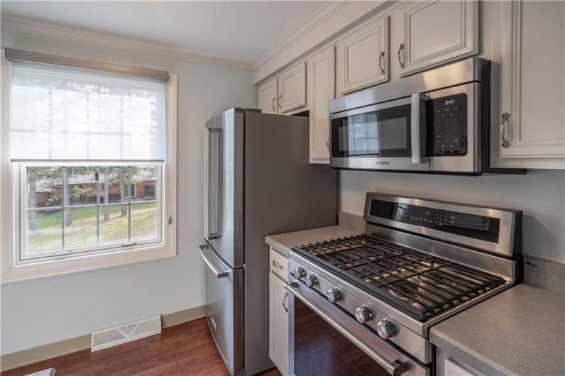 Kitchen 231 Scott Lane