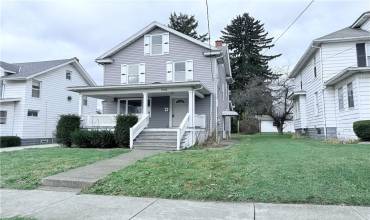 1039 Beckford St, New Castle, PA 16101, 3 Bedrooms Bedrooms, 6 Rooms Rooms,1.1 BathroomsBathrooms,Residential,For Sale,Beckford St,1681858