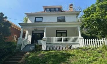 410 Swissvale Ave, Pittsburgh, PA 15218, 4 Bedrooms Bedrooms, ,2 BathroomsBathrooms,Lease,For Sale,Swissvale Ave,1681920