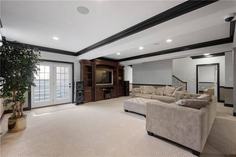 Spectacular lower level, perfect for entertaining!