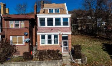 7709 Bennett St, Pittsburgh, PA 15208, ,Multi-unit,For Sale,Bennett St,1683233