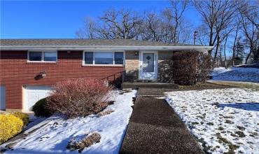 200 Ogden Nash St, Coraopolis, PA 15108, 3 Bedrooms Bedrooms, ,1.1 BathroomsBathrooms,Lease,For Sale,Ogden Nash St,1683312